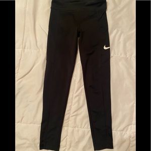 Girls Nike leggings